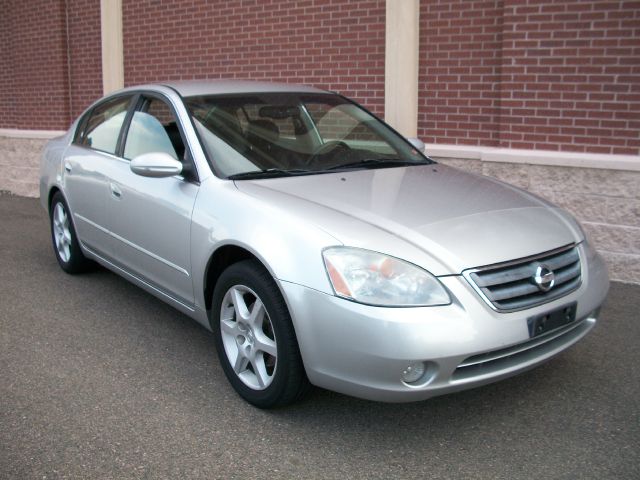 Nissan Altima 2002 photo 2