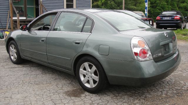 Nissan Altima 2002 photo 14