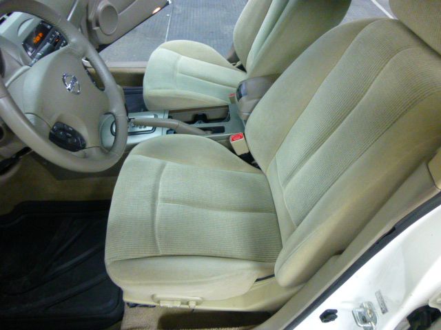 Nissan Altima 2002 photo 14