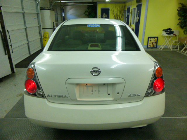 Nissan Altima 2002 photo 16