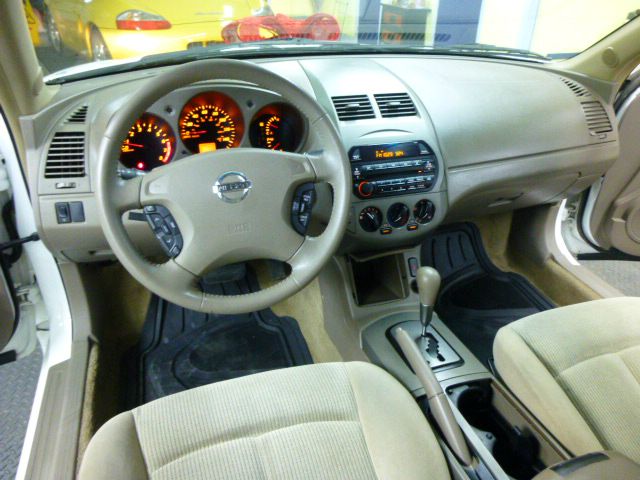 Nissan Altima 2002 photo 8