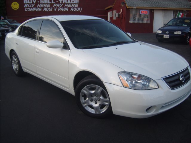 Nissan Altima 2002 photo 3