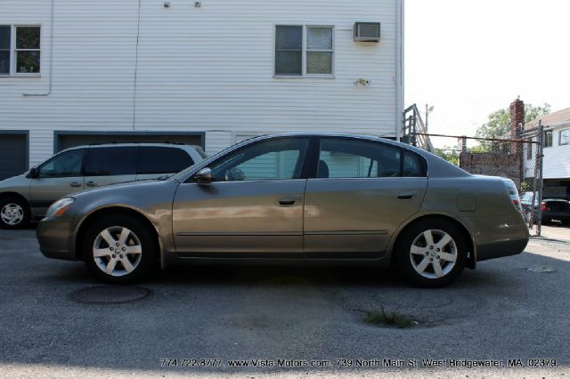 Nissan Altima 2002 photo 3