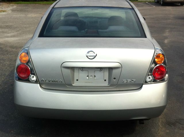 Nissan Altima 2002 photo 3