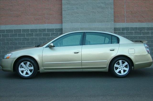 Nissan Altima 2002 photo 2