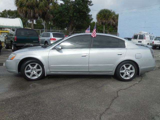 Nissan Altima 2002 photo 1