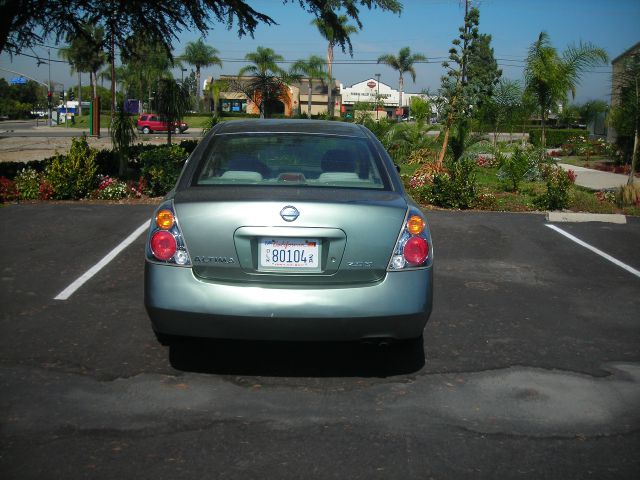 Nissan Altima 2002 photo 3