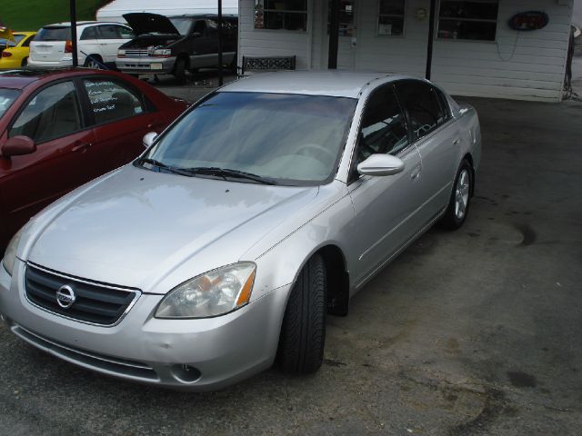 Nissan Altima 2002 photo 1