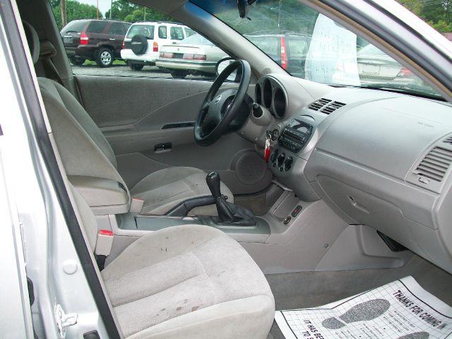 Nissan Altima 2002 photo 4