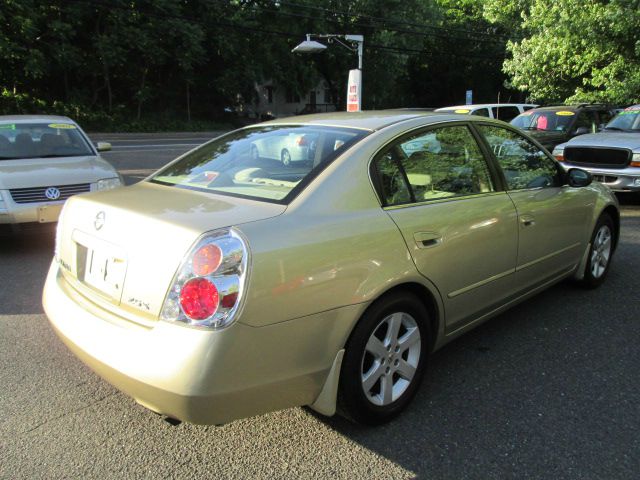 Nissan Altima 2002 photo 2