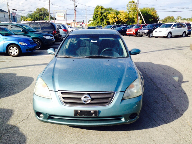 Nissan Altima 2002 photo 2