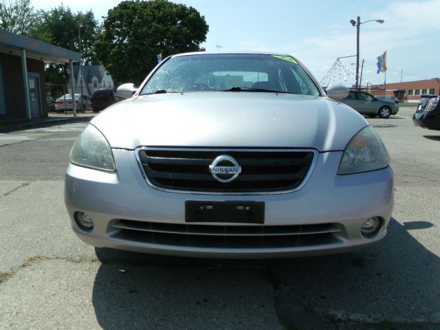 Nissan Altima 2002 photo 1