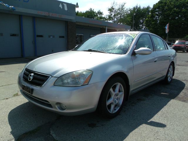 Nissan Altima 2002 photo 2