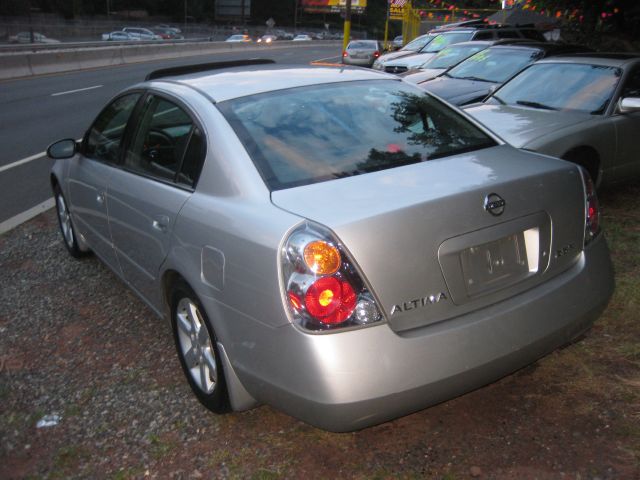 Nissan Altima 2002 photo 4