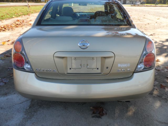 Nissan Altima 2002 photo 4