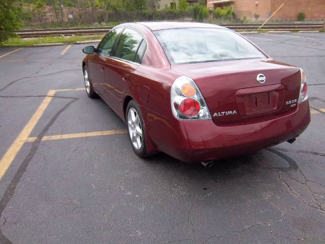 Nissan Altima 2002 photo 2