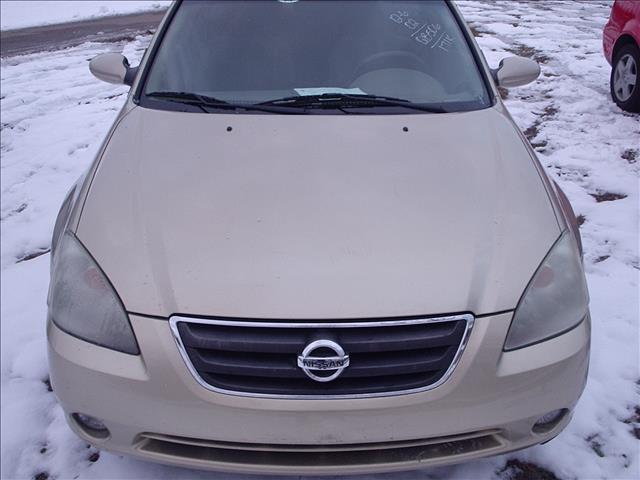 Nissan Altima 2002 photo 2