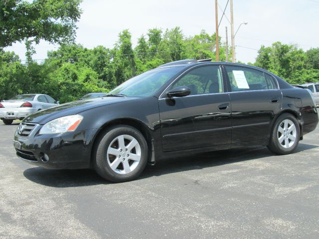 Nissan Altima 2002 photo 2