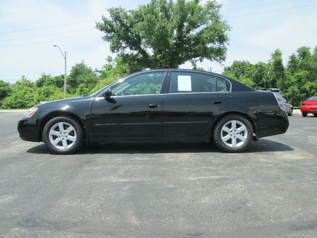 Nissan Altima 2002 photo 4