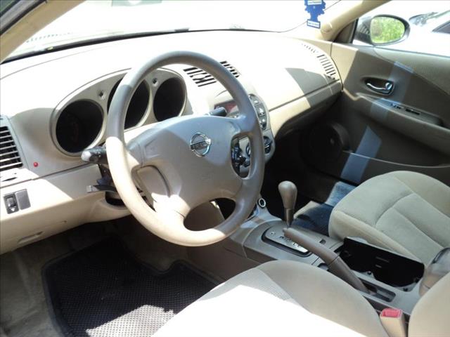 Nissan Altima 2002 photo 1