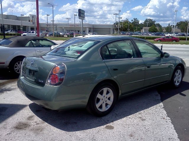 Nissan Altima 2002 photo 3