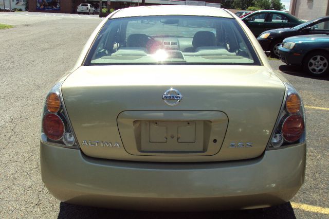 Nissan Altima 2002 photo 3