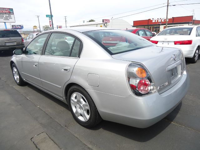 Nissan Altima 2002 photo 5