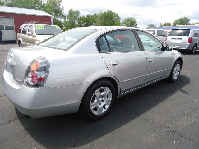 Nissan Altima 2002 photo 8