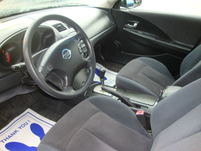 Nissan Altima 2002 photo 3