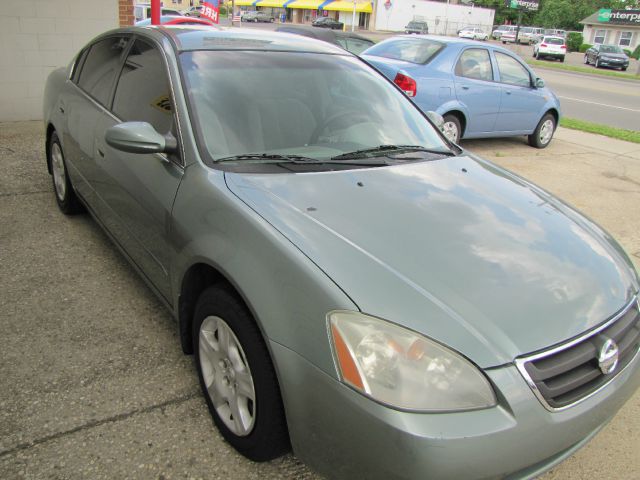 Nissan Altima 2002 photo 4