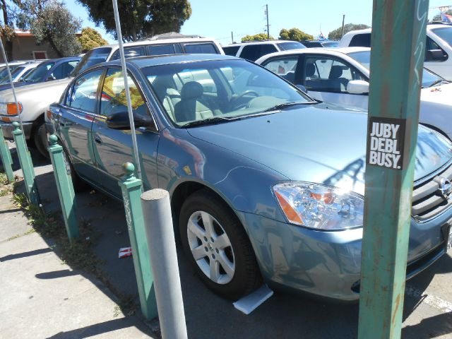 Nissan Altima 2002 photo 2