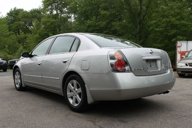 Nissan Altima 2002 photo 15