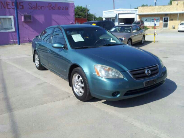 Nissan Altima 2002 photo 1