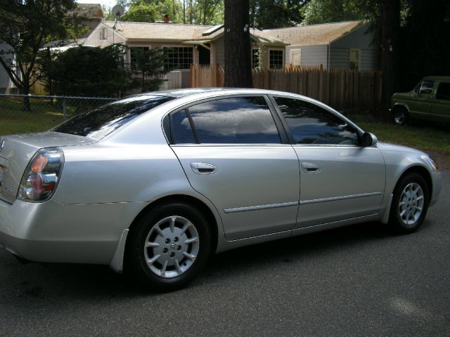 Nissan Altima 2002 photo 3