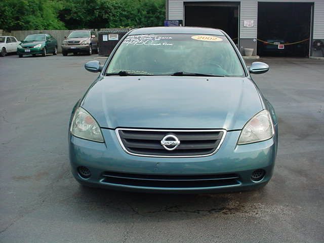 Nissan Altima 2002 photo 2