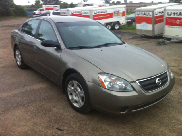 Nissan Altima 2002 photo 2