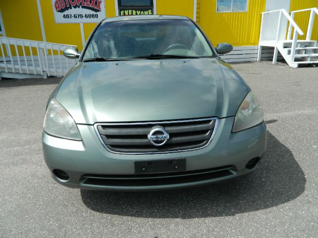 Nissan Altima 2002 photo 2