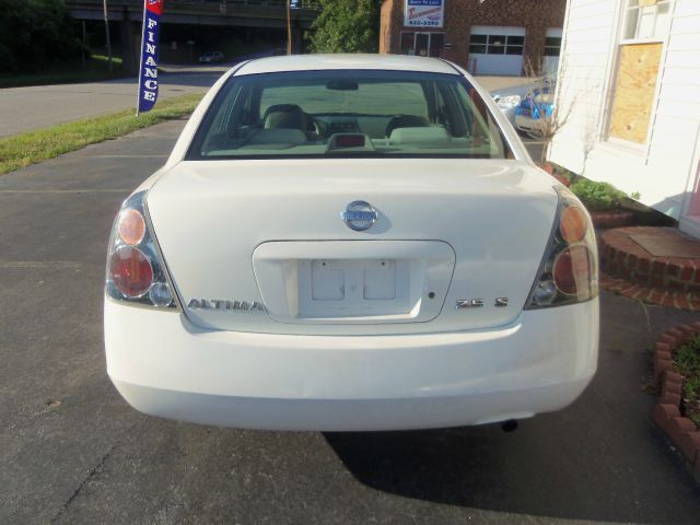 Nissan Altima 2002 photo 17