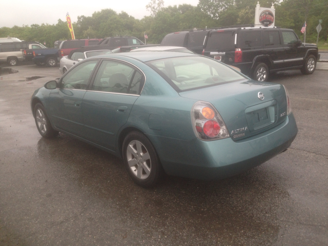 Nissan Altima 2002 photo 2