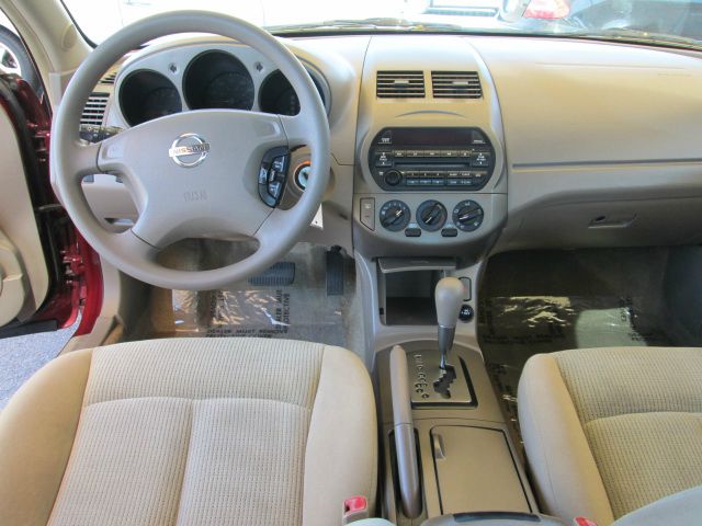 Nissan Altima 2002 photo 15