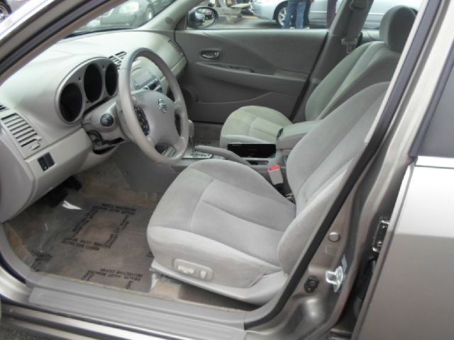 Nissan Altima 2002 photo 14