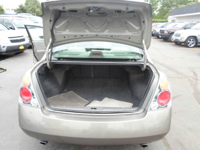 Nissan Altima 2002 photo 7