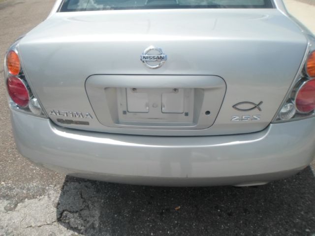 Nissan Altima 2002 photo 3