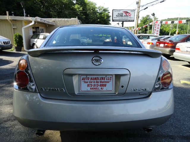 Nissan Altima 2002 photo 4