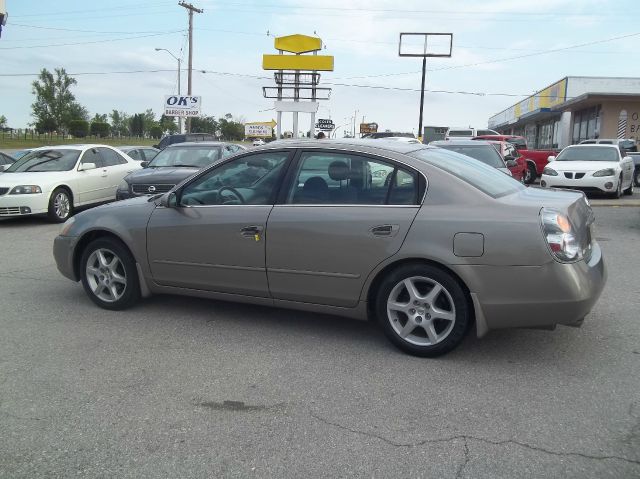 Nissan Altima 2002 photo 5