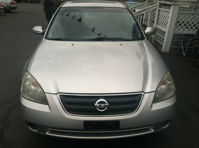 Nissan Altima 2002 photo 1