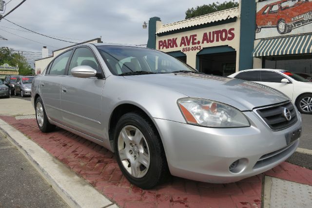 Nissan Altima 2002 photo 2