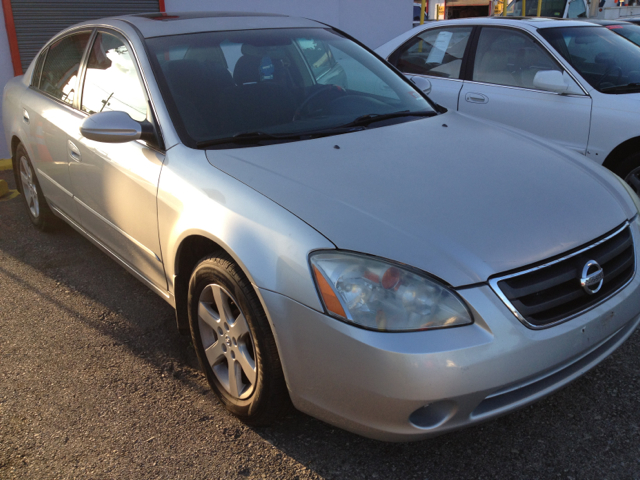 Nissan Altima 2002 photo 2