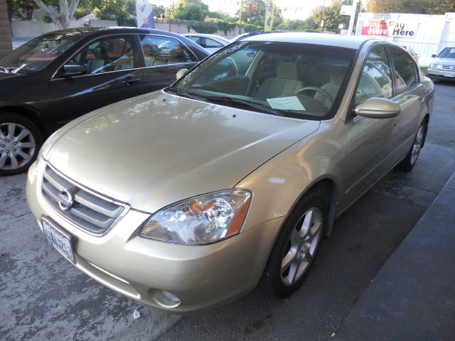 Nissan Altima 2002 photo 1