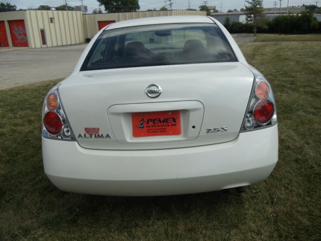 Nissan Altima 2002 photo 1